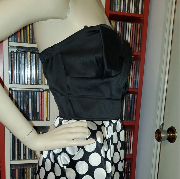 Strapless polka-dot party dress - Picture 5 of 6
